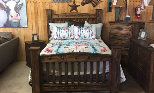 Rustic Roundup Furniture & Mttrsss