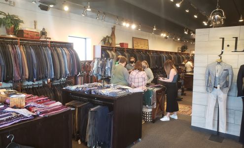 J Longs – Men's and Women's Clothing