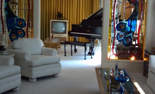 Royal Furniture Warehouse