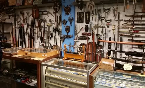 Scary Larrys Pawn & Junk Inc Billings