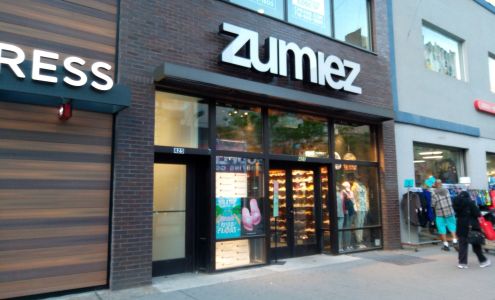 Zumiez