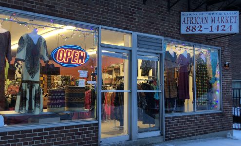 Dovi and Girls African Market