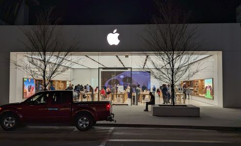 Apple St. Johns Town Center