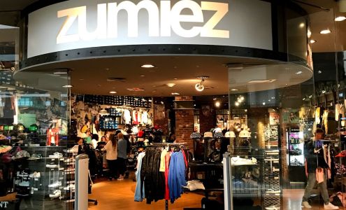 Zumiez