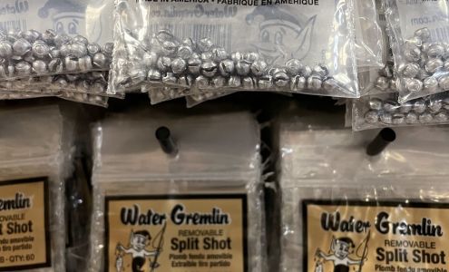 Middle Mountain Sporting Goods and Mini Mart Elkins