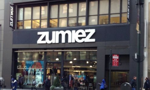 Zumiez