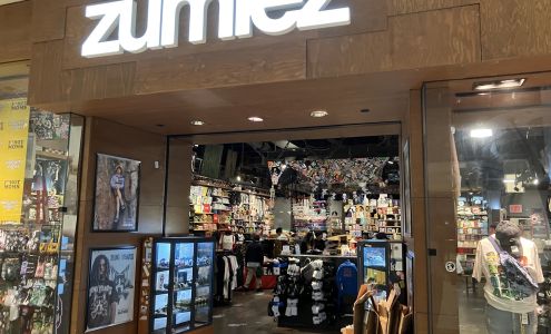 Zumiez