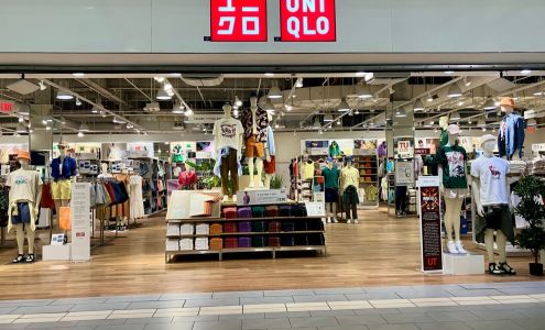 UNIQLO Skyview Center