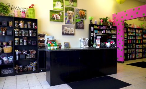 Hungry Hound Boutique and Grooming