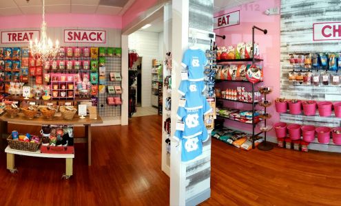 Woof Gang Bakery & Grooming Chapel Hill