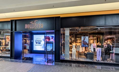 Hollister Co.