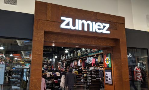 Zumiez