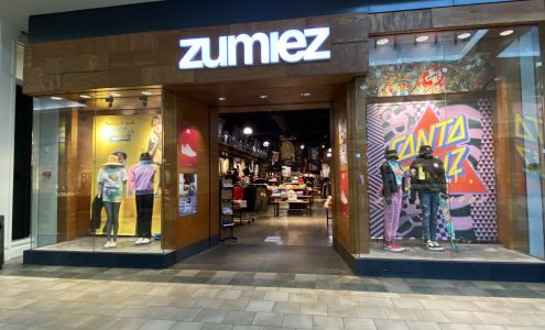 Zumiez