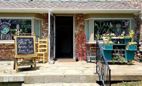 Thrifty Witch Reloved Magickal Finds