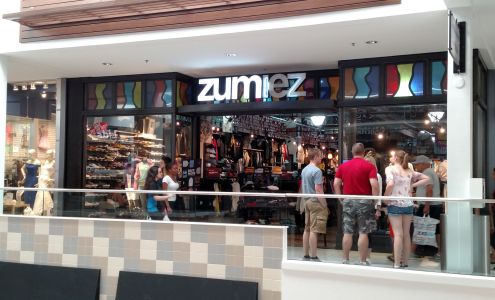 Zumiez