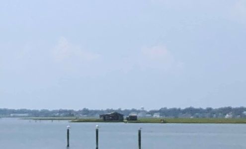 Circle 5 Outfit,LLC Leighton