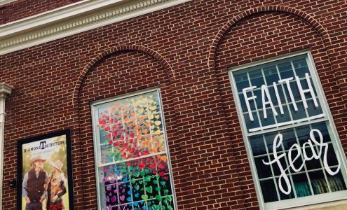 Diamond T Outfitters