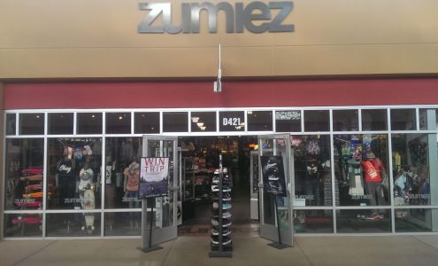 Zumiez
