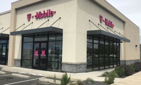 T-Mobile Authorized Retailer