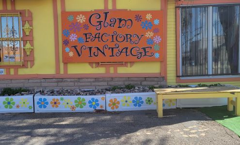 Glam Factory Vintage