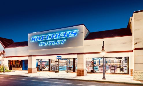 SKECHERS Warehouse Outlet