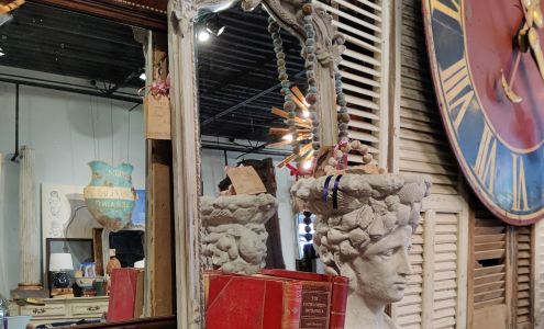 The Raven Fine Consignments