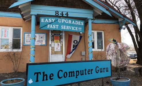 The Computer Guru of Santa Fe