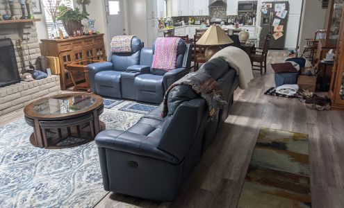 Glenn's Furniture Roswell