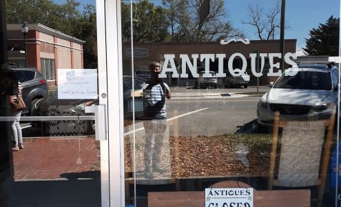 Antiques Center-High Springs