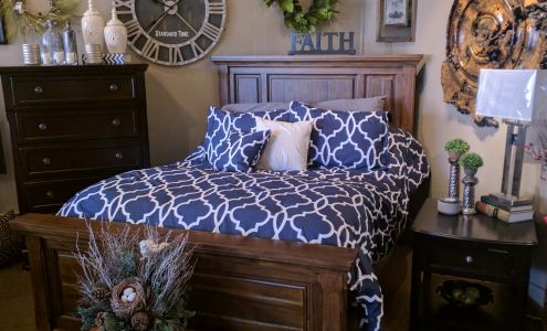 Furniture Wholesale to the Public Bolivar