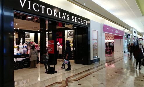 Victoria's Secret & PINK by Victoria's Secret