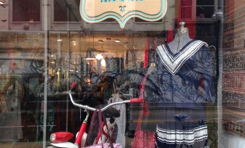 PIONEER HOUSE of Letterpress and Vintage