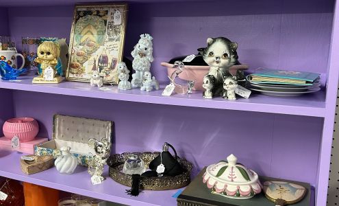 Vintage, Etc- Knoxville