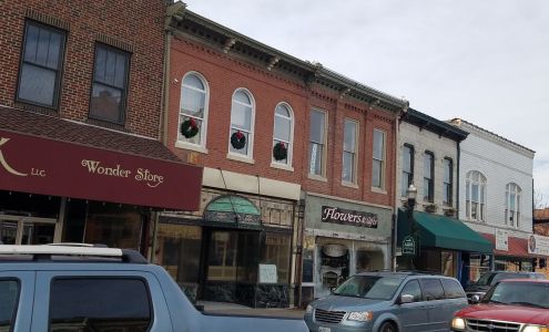 Stella's Flowers and Gifts 307 Main St, Boonville Missouri 65233