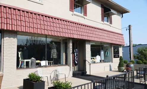 Get Dressed! Boutique