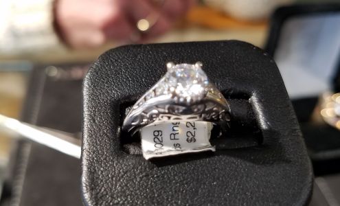 S R Hoskins Fine Jewelry