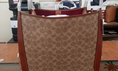 Buddy's Home Furnishings