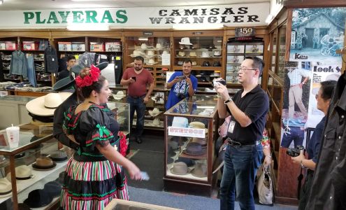 Manny Simon Men's Wear