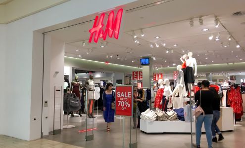 H&M San Mateo