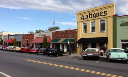 Trestle Side Antiques