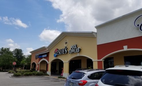 Leslie's