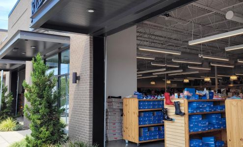 Elliott's Boots Shoes and Sandals