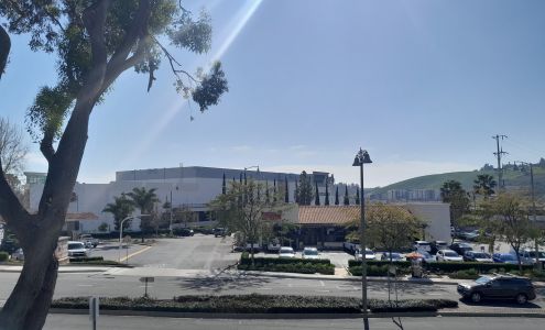 Bank of America (with Drive-thru ATM)
