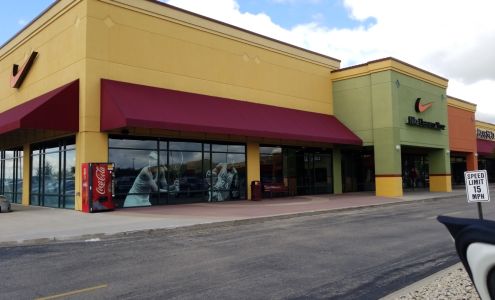 Nike Clearance Store - Johnson Creek