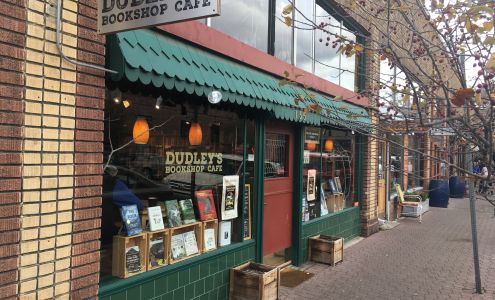 Dudley's BookShop Cafe