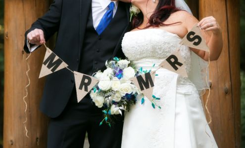 Specialty Sewing By Leslie