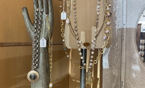 French Twist Boutique