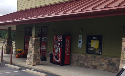 Springhill Outfitters