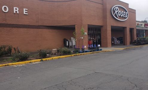 Roses Discount Store