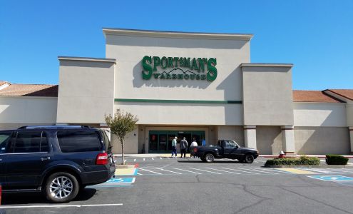 Sportsman's Warehouse
